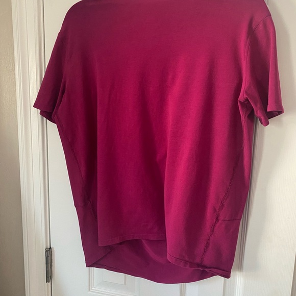 FINAL PRICE CUT LULULEMON Back in Action Pink Short Sleeve size 4-6  21” ptp - Picture 5 of 13